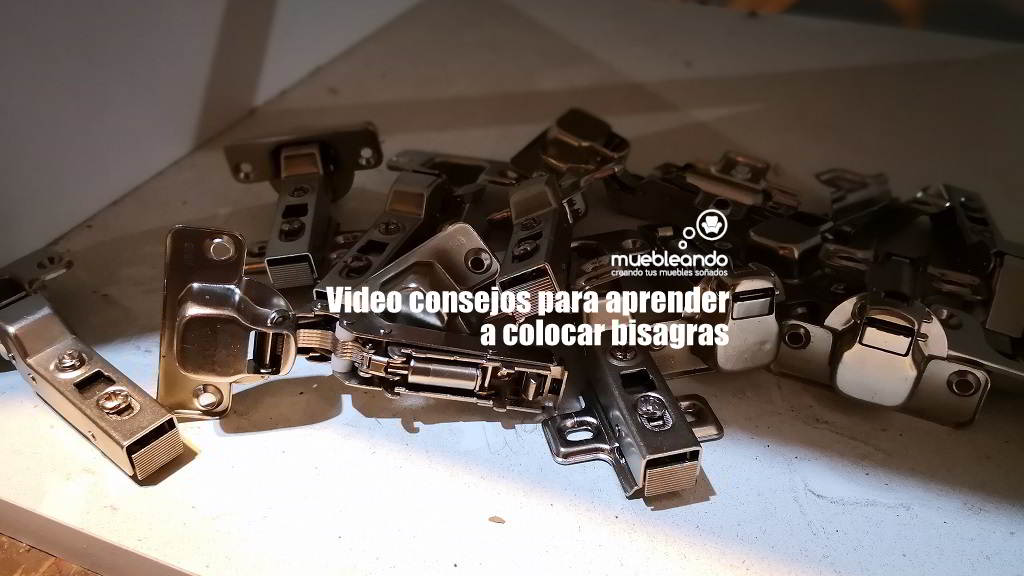 como colocar bisagras